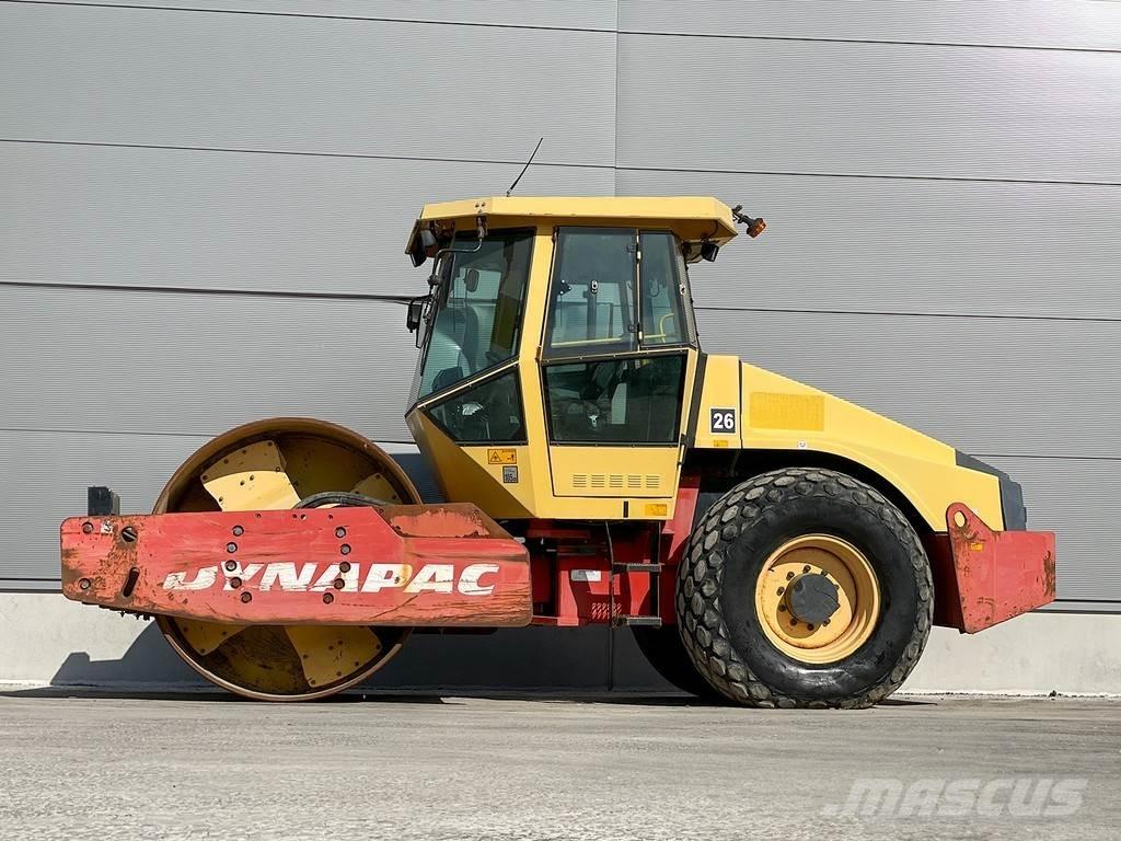 Dynapac CA302D Walce jednobębnowe