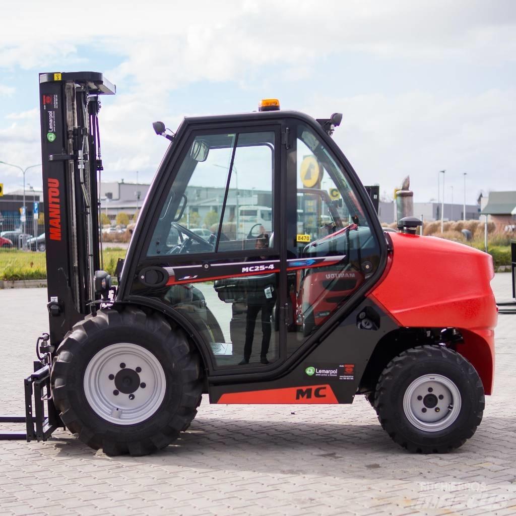 Manitou MC25 Wózki widłowe terenowe