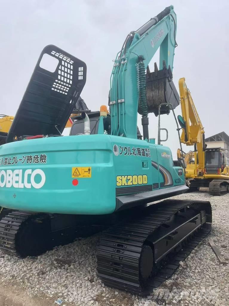 Kobelco SK 200 Koparki gąsienicowe