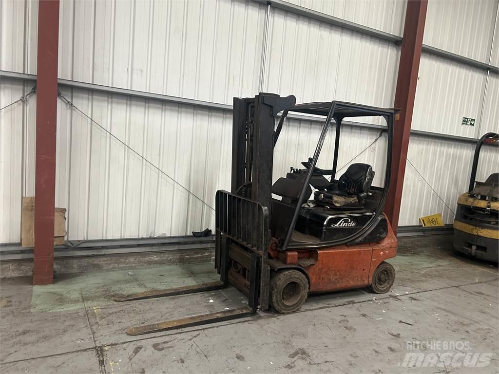 Linde E18P-02 Wózki elektryczne