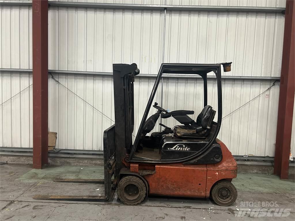 Linde E18P-02 Wózki elektryczne