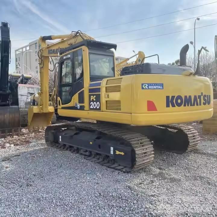 Komatsu PC 200-8 Koparki gąsienicowe