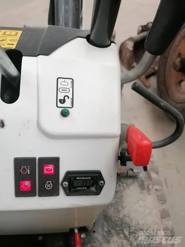 Bobcat E10Z Minikoparki