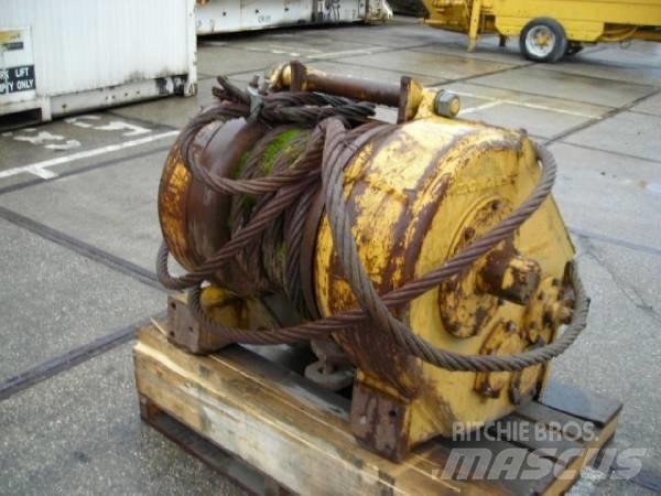 Komatsu D65E WINCH Inne akcesoria