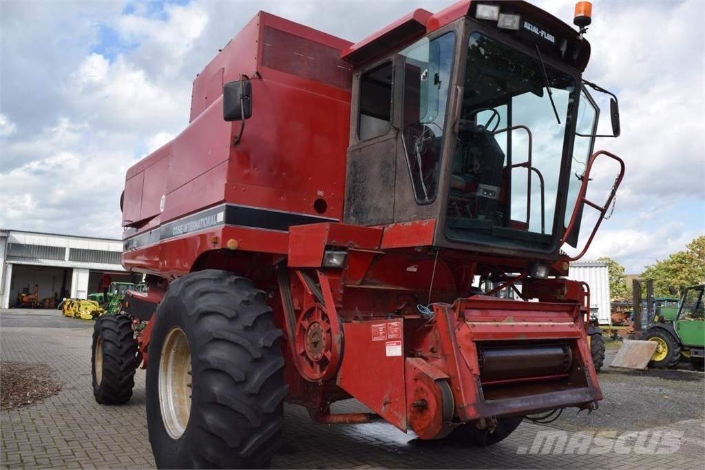 Case IH 1680 Axial Kombajny zbożowe