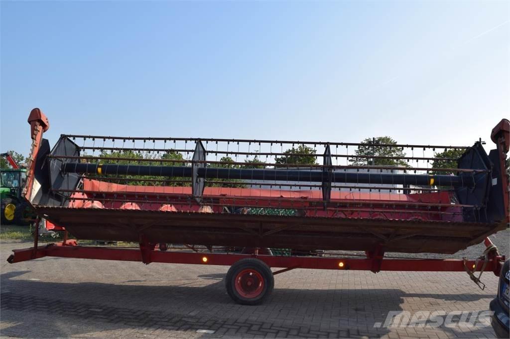 Case IH 1680 Axial Kombajny zbożowe