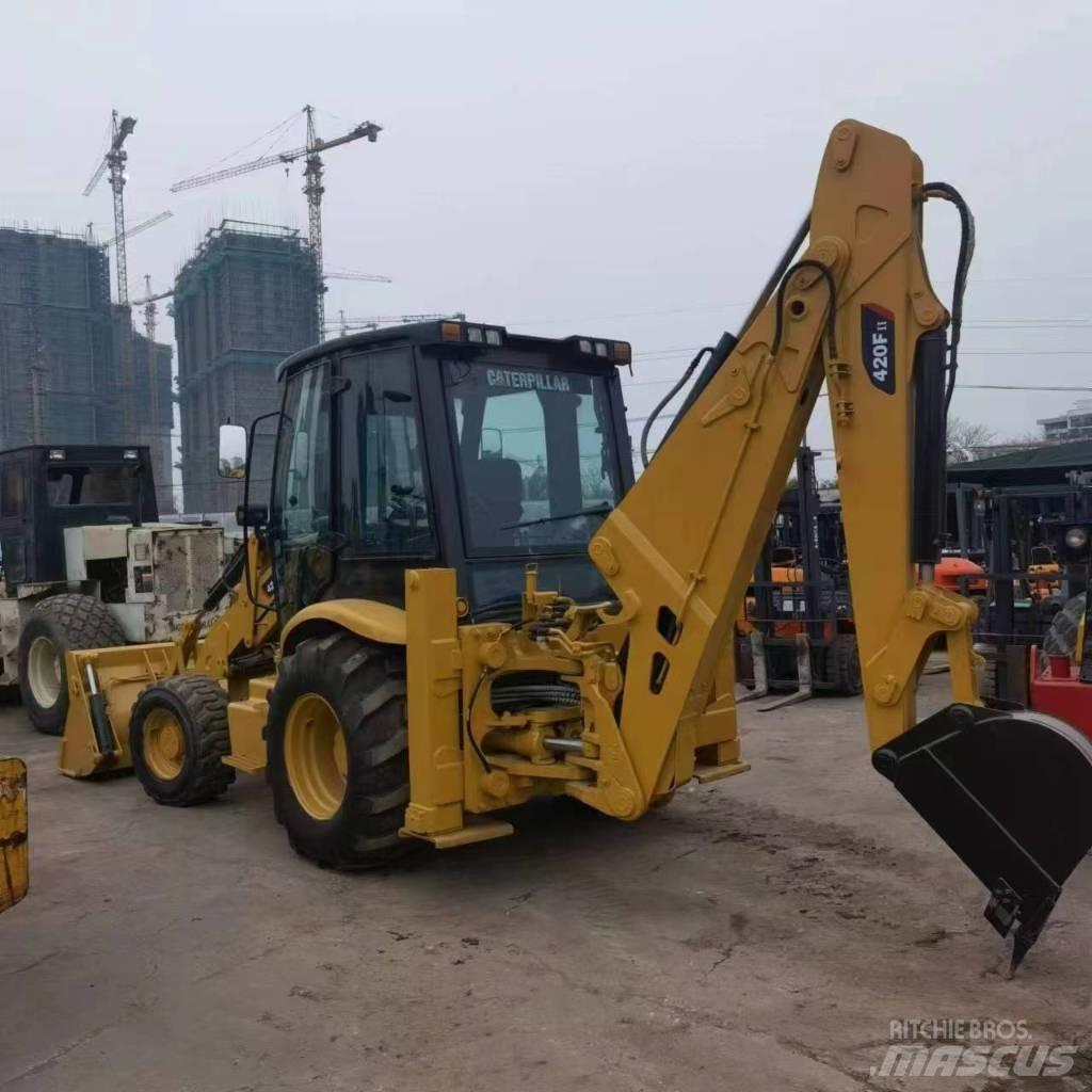CAT 420 F Koparko-ładowarki