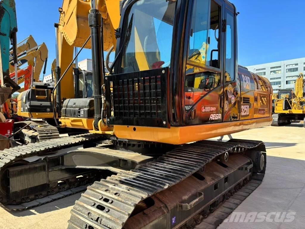 CAT 325 D Koparki gąsienicowe