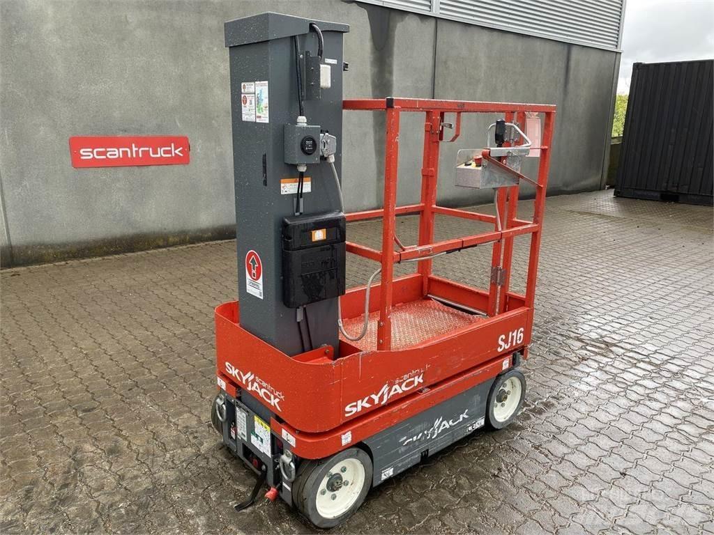 SkyJack SJ16 Podnośniki masztowe