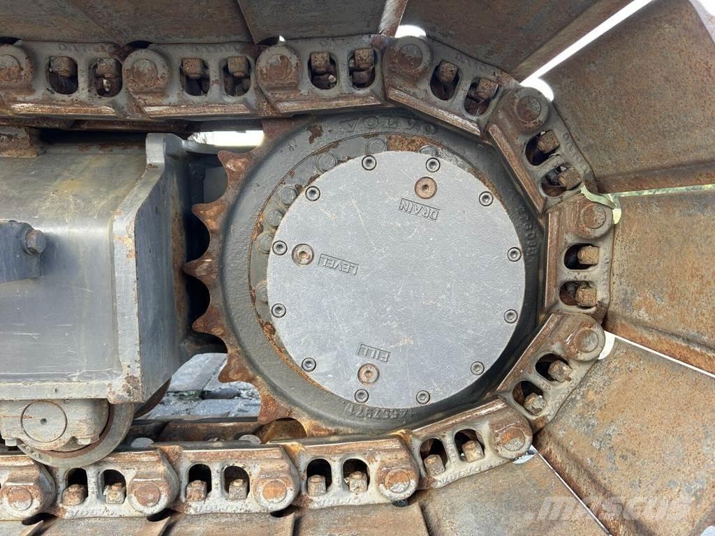 Volvo ECR145EL Koparki gąsienicowe