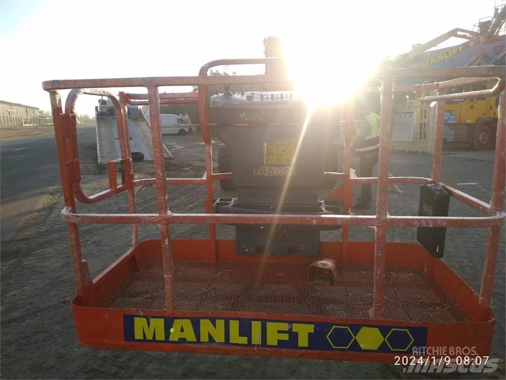 JLG 800AJ Podnośniki przegubowe