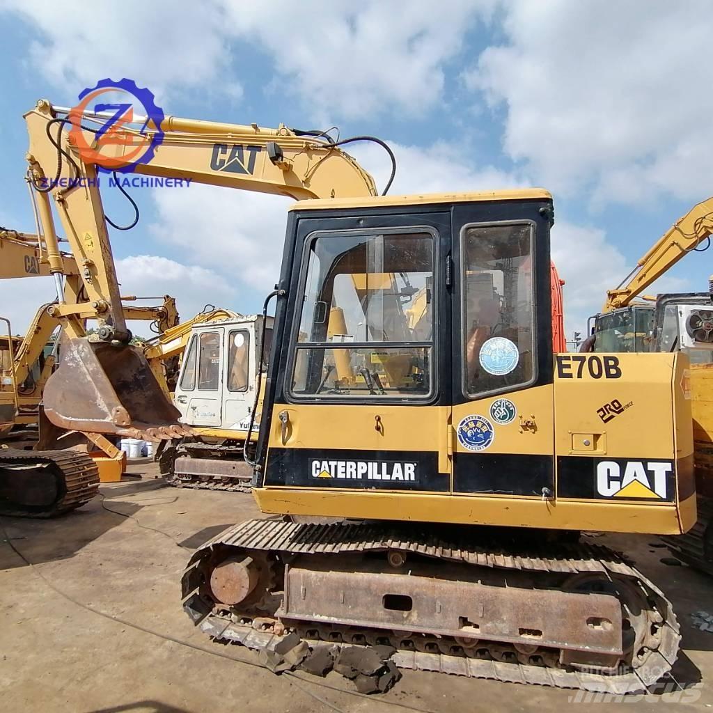 CAT E 70 B Minikoparki
