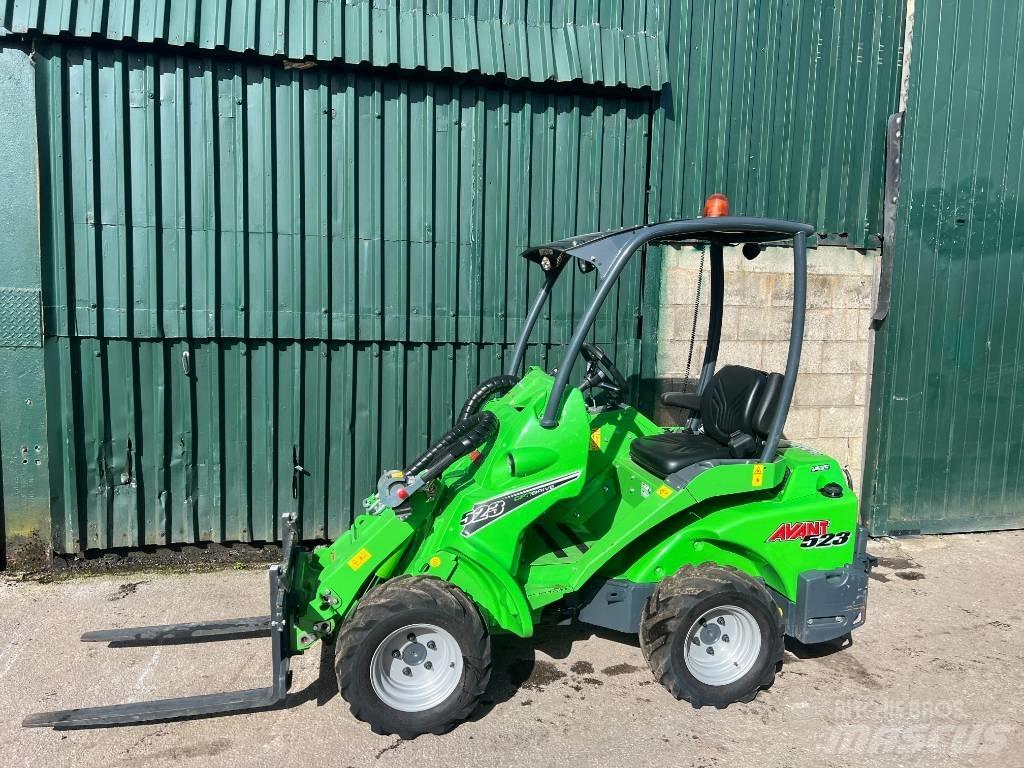 Avant 523 Miniładowarki