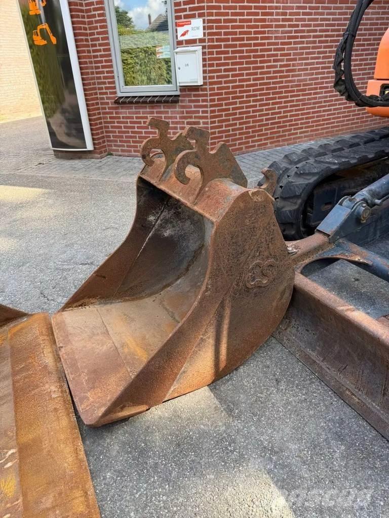 Doosan S75-V Koparki gąsienicowe