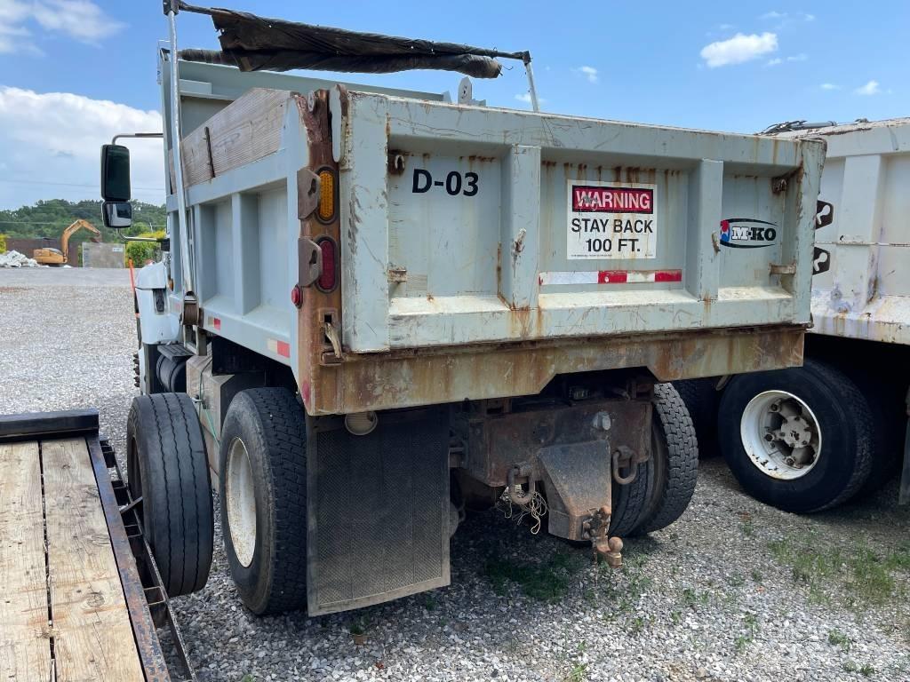 International 7300 Wywrotki
