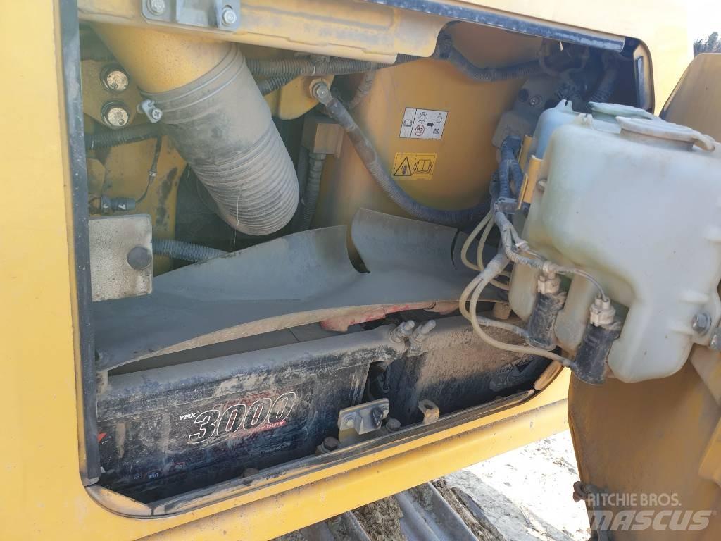 Komatsu D65PXi-18 Spycharki gąsienicowe