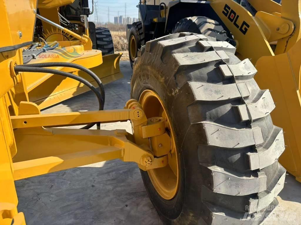 CAT 12G Równiarki