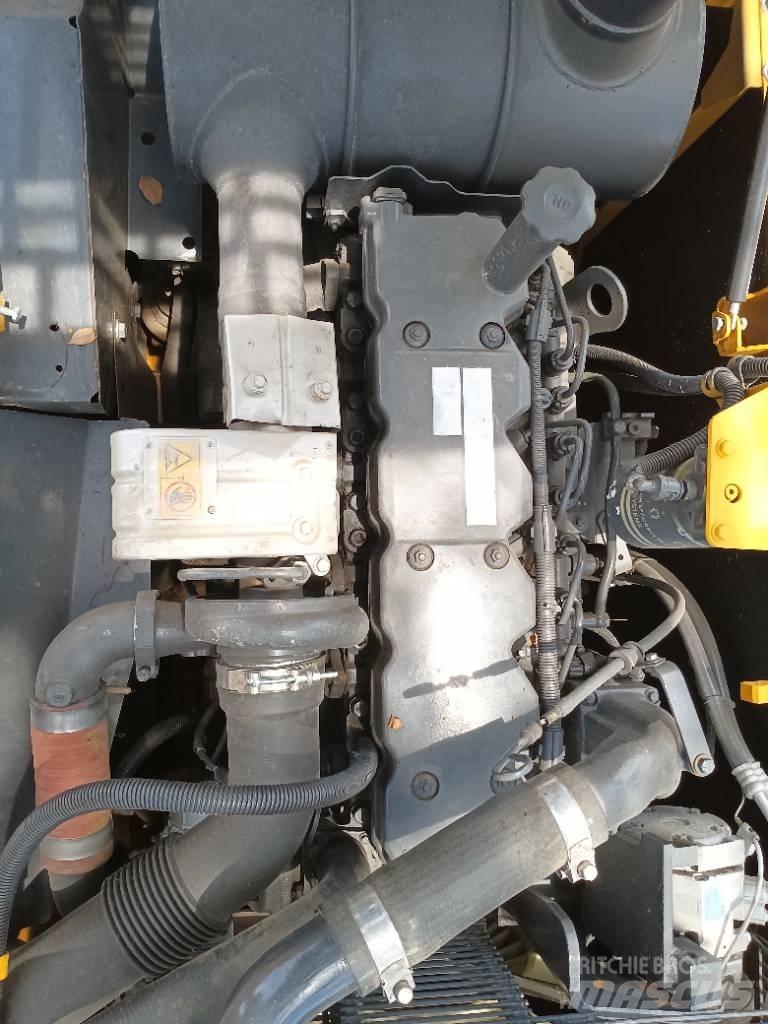 Komatsu PC 200-8 Koparki gąsienicowe