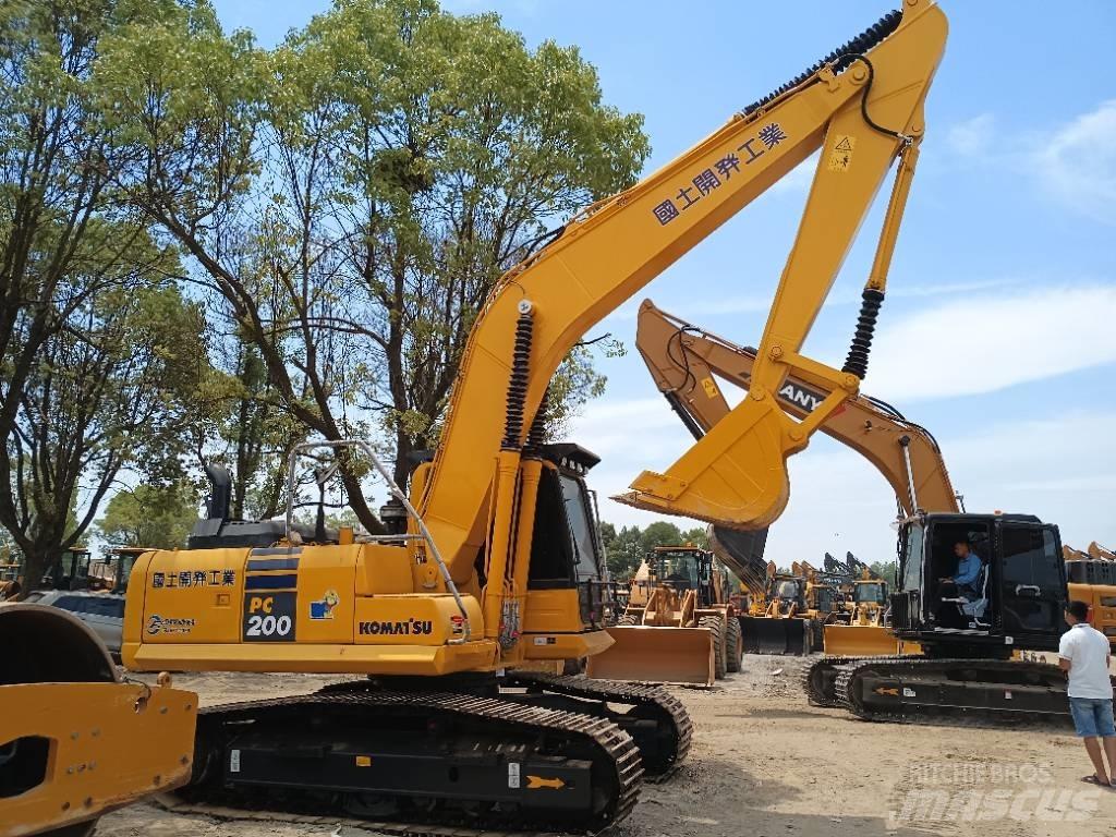 Komatsu PC 200-8 Koparki gąsienicowe