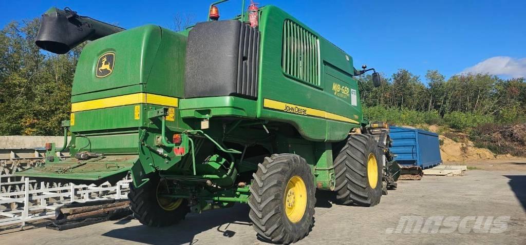 John Deere T 550 Kombajny zbożowe