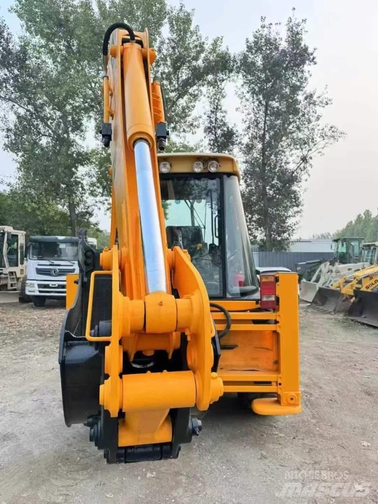 JCB 3 CX Koparko-ładowarki