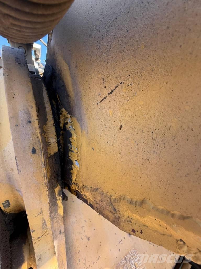 CAT 336 D Koparki gąsienicowe