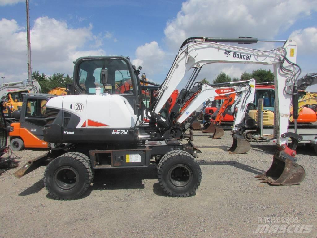 Bobcat E 57 W Koparki kołowe