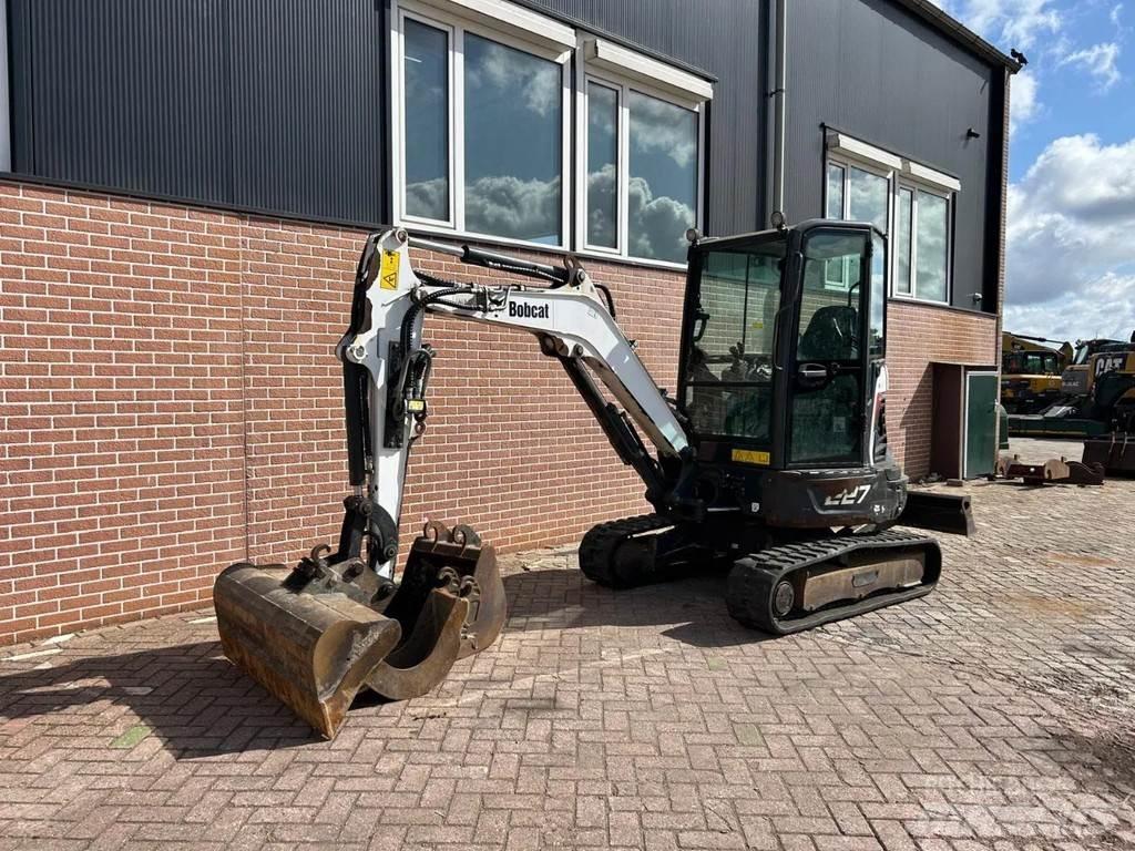 Bobcat E27 Minikoparki