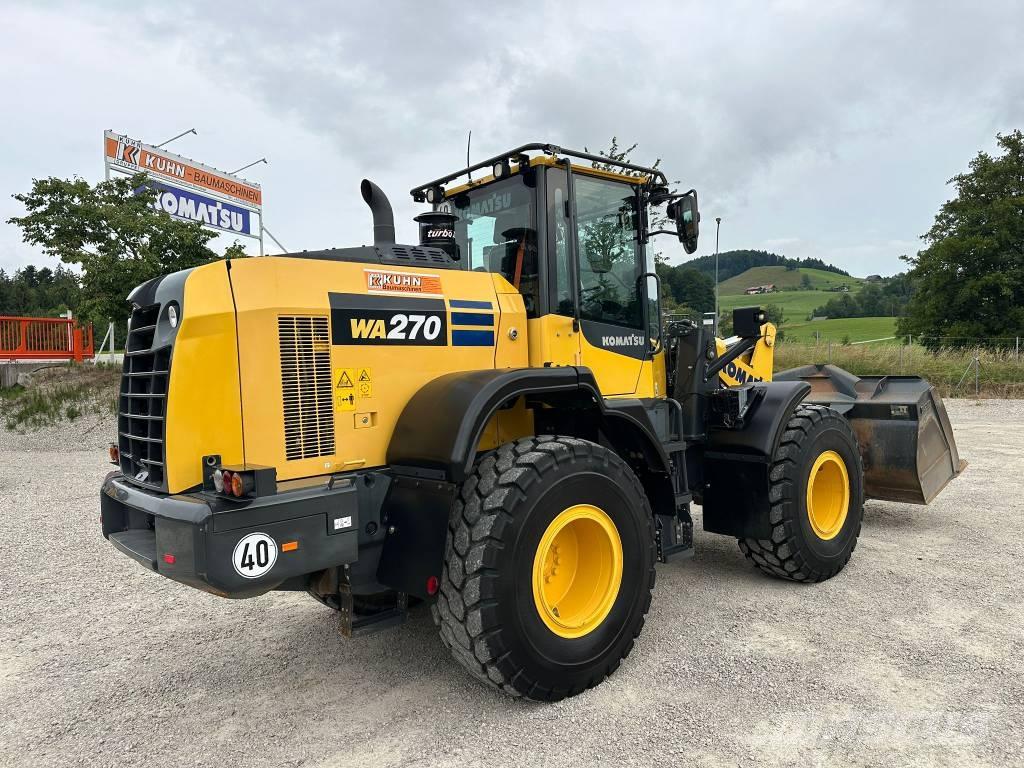 Komatsu WA 270-8 Ładowarki kołowe