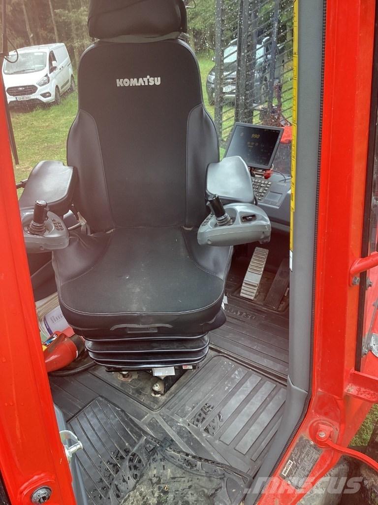 Komatsu 845 Forwardery