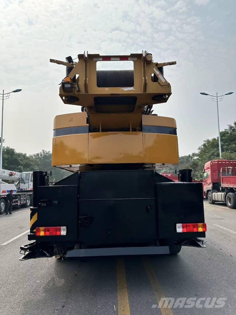 Sany STC1000T Żurawie szosowo-terenowe