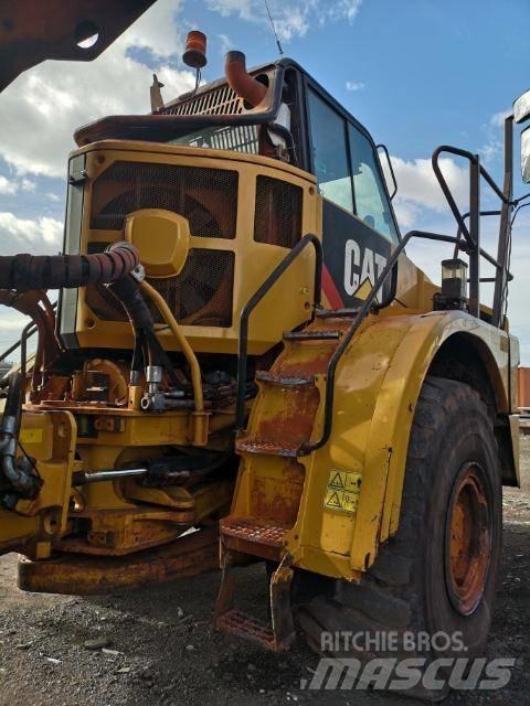 CAT 735 Wozidła przegubowe