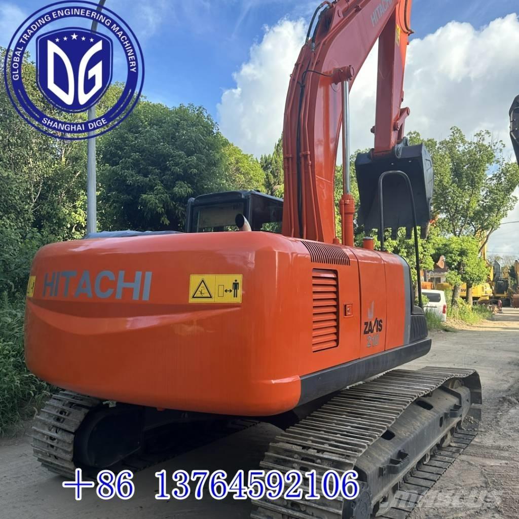 Hitachi 210LC Koparki gąsienicowe