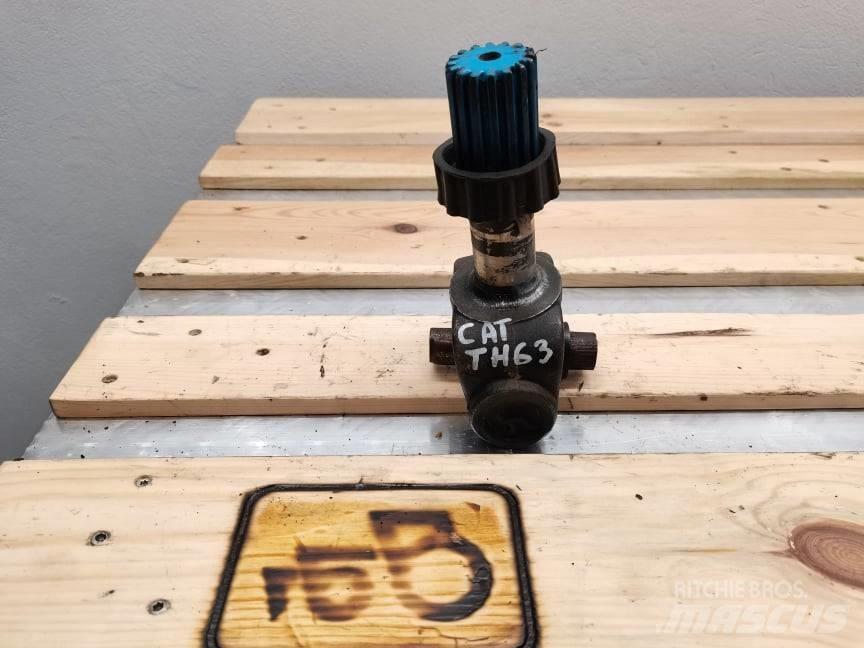 CAT TH 62 {gear shaft} Mosty, wały i osie