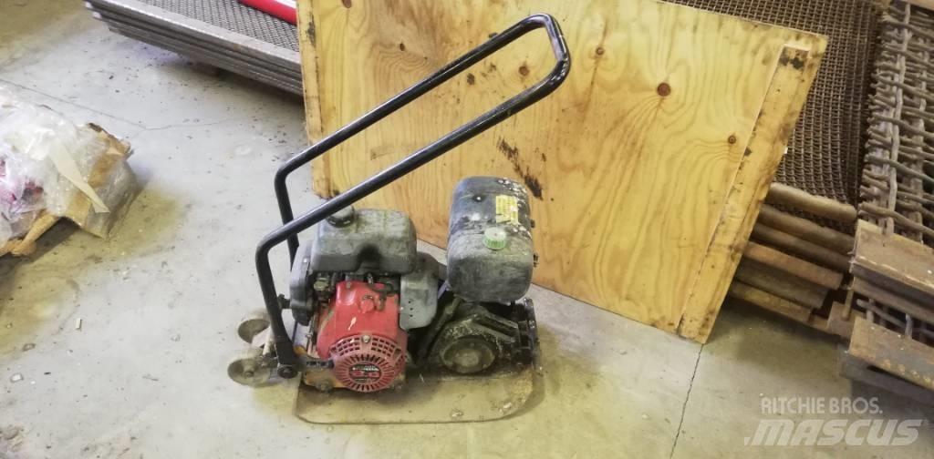 Wacker 1135 Ubijaki