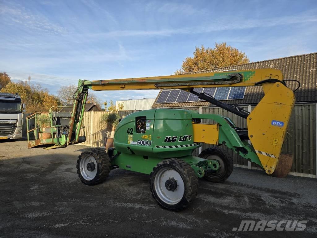 JLG 600 AJ Podnośniki przegubowe