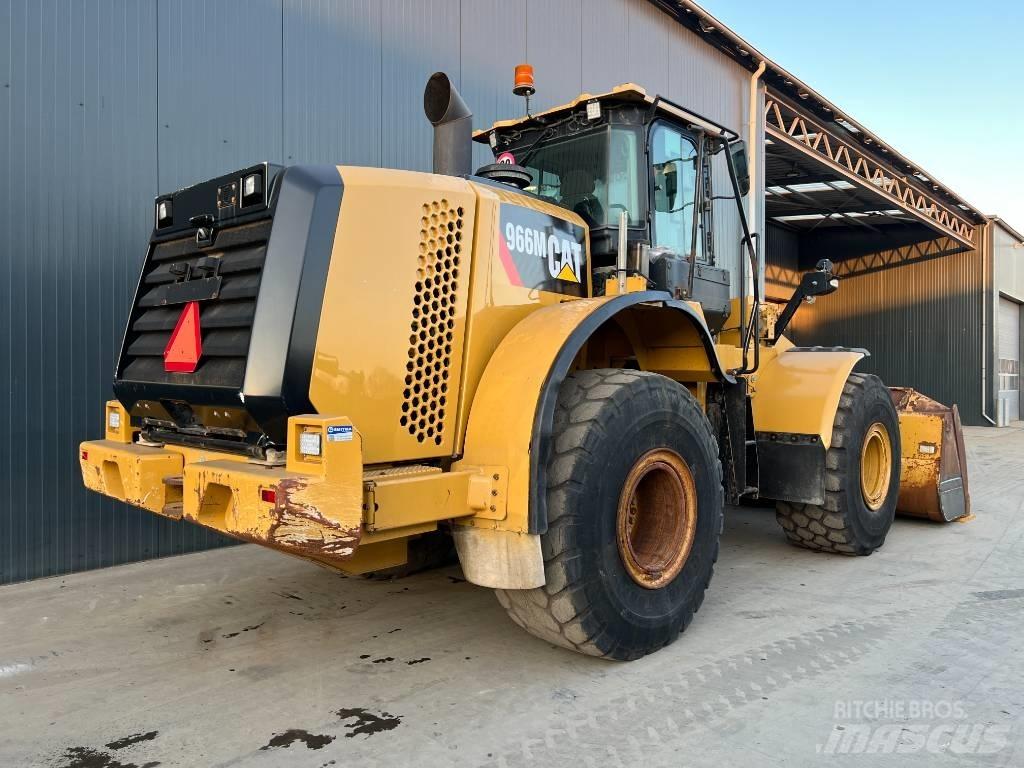 CAT 966M Ładowarki kołowe