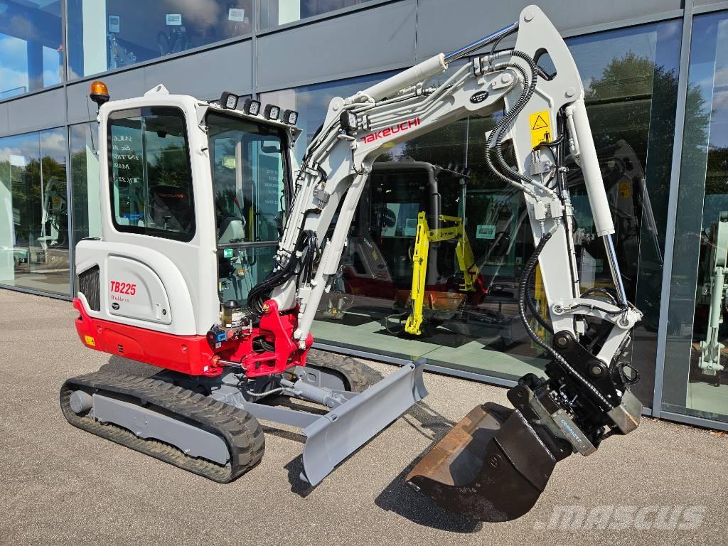 Takeuchi TB 225 Minikoparki