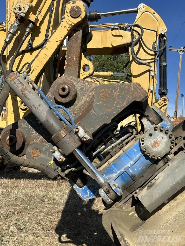 CAT 323 EL Koparki gąsienicowe