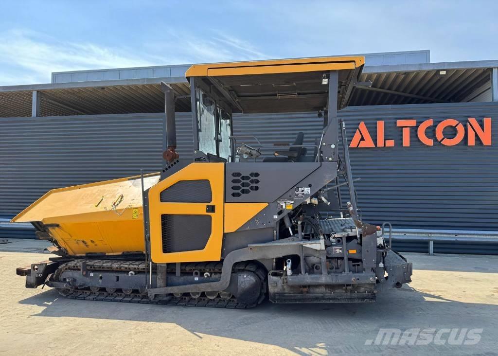 Volvo P 6820C Rozściełacze do asfaltu