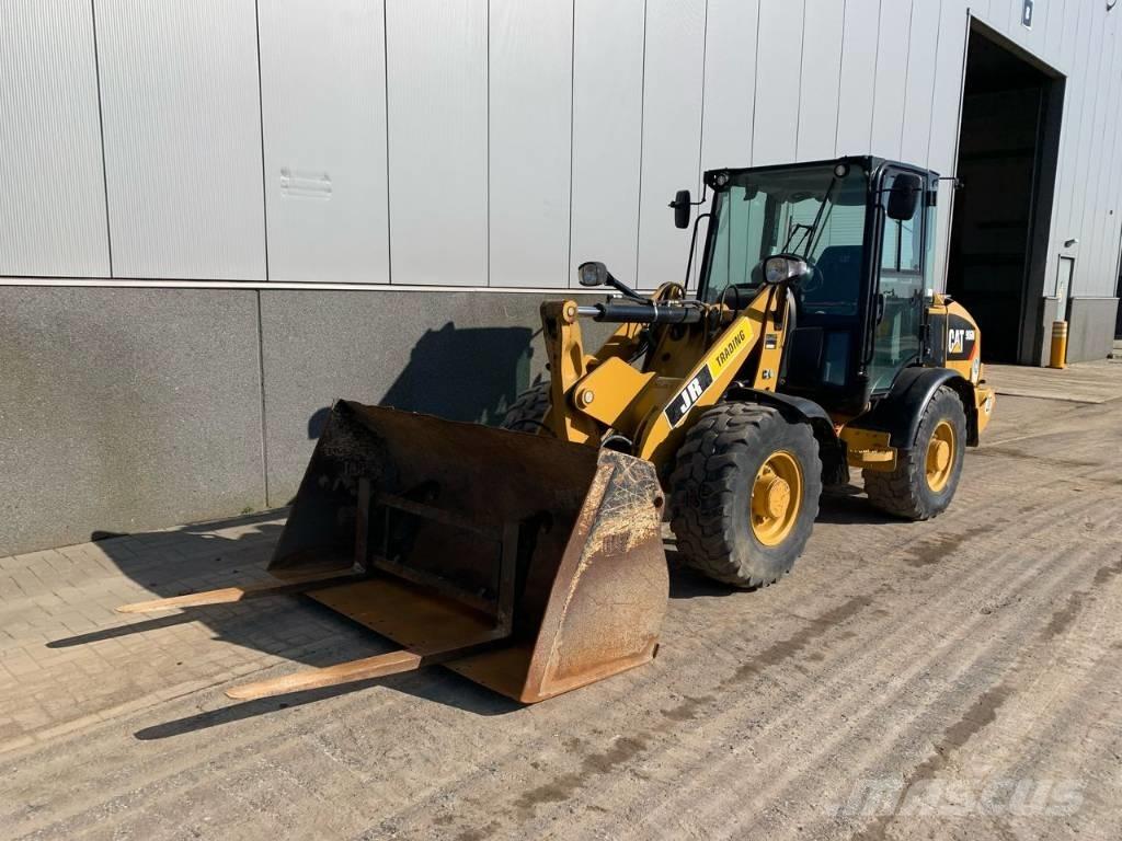 CAT 906 Ładowarki kołowe
