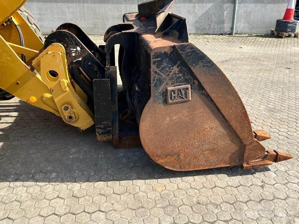 CAT 926M Ładowarki kołowe