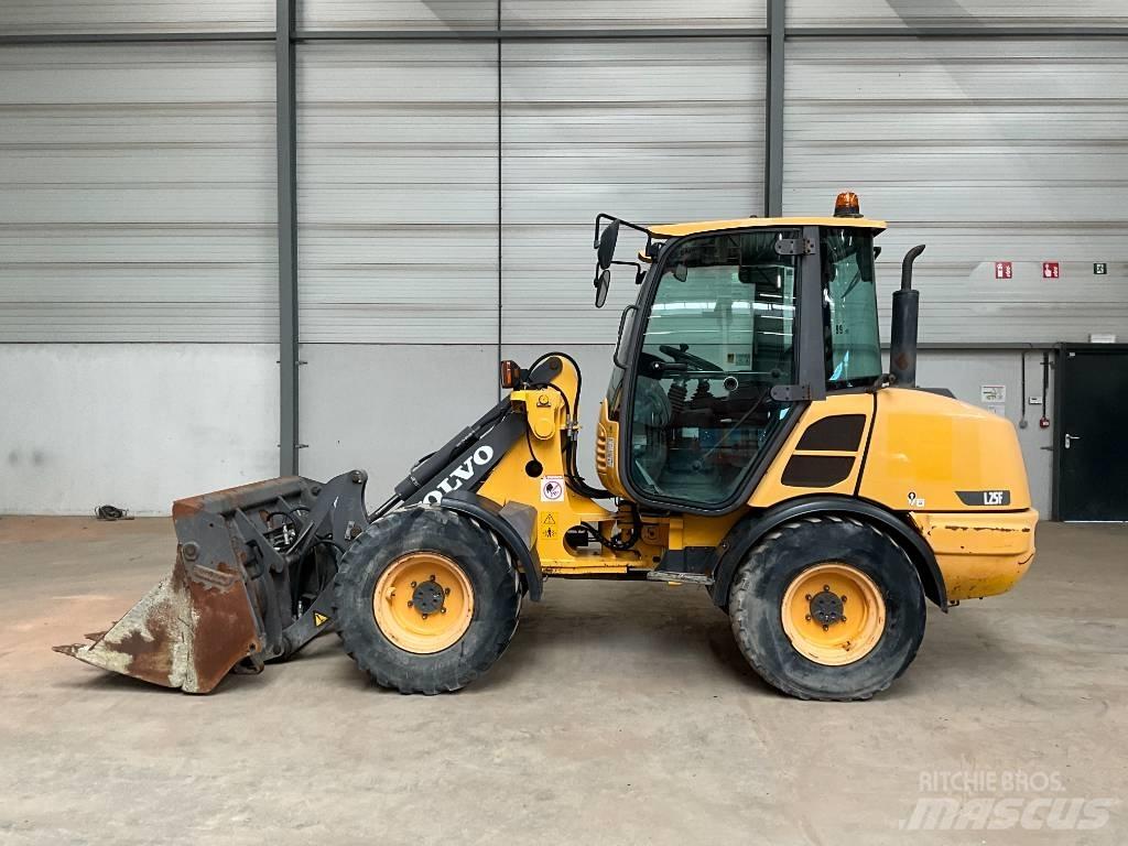 Volvo L 25 F Ładowarki kołowe
