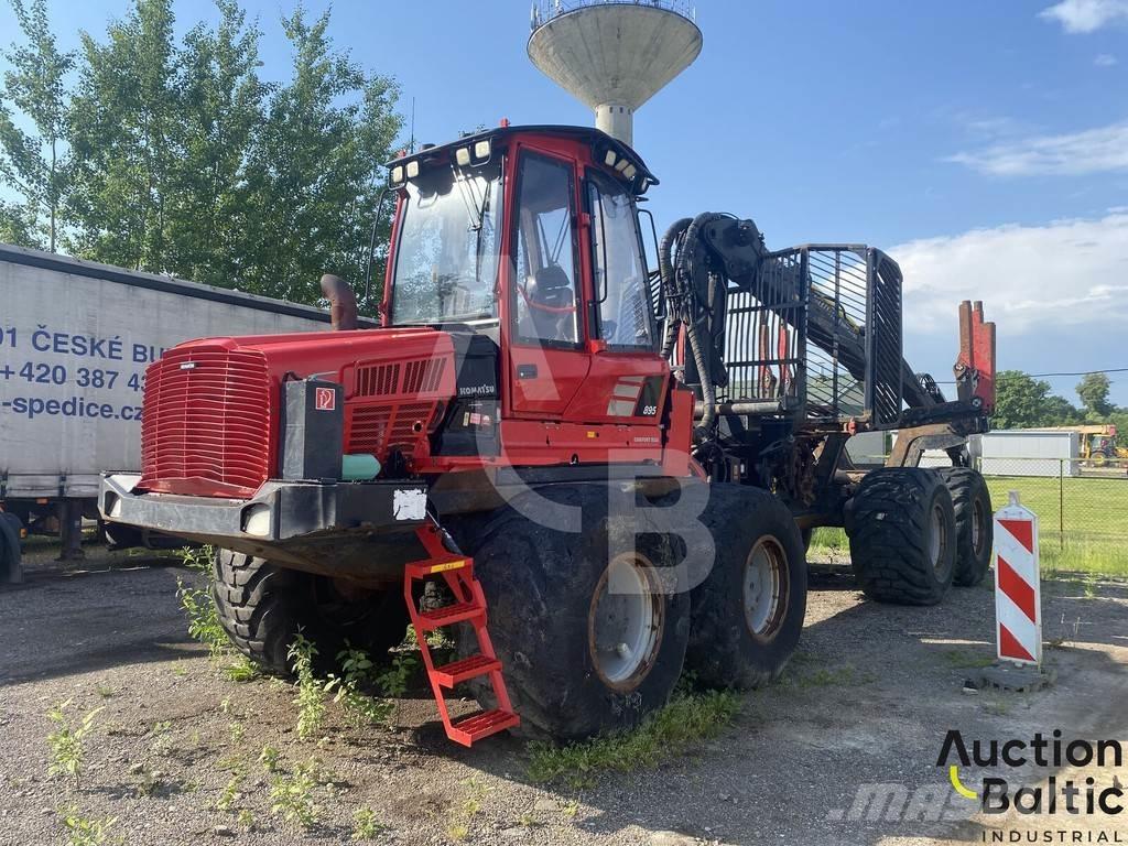 Komatsu 895 Forwardery
