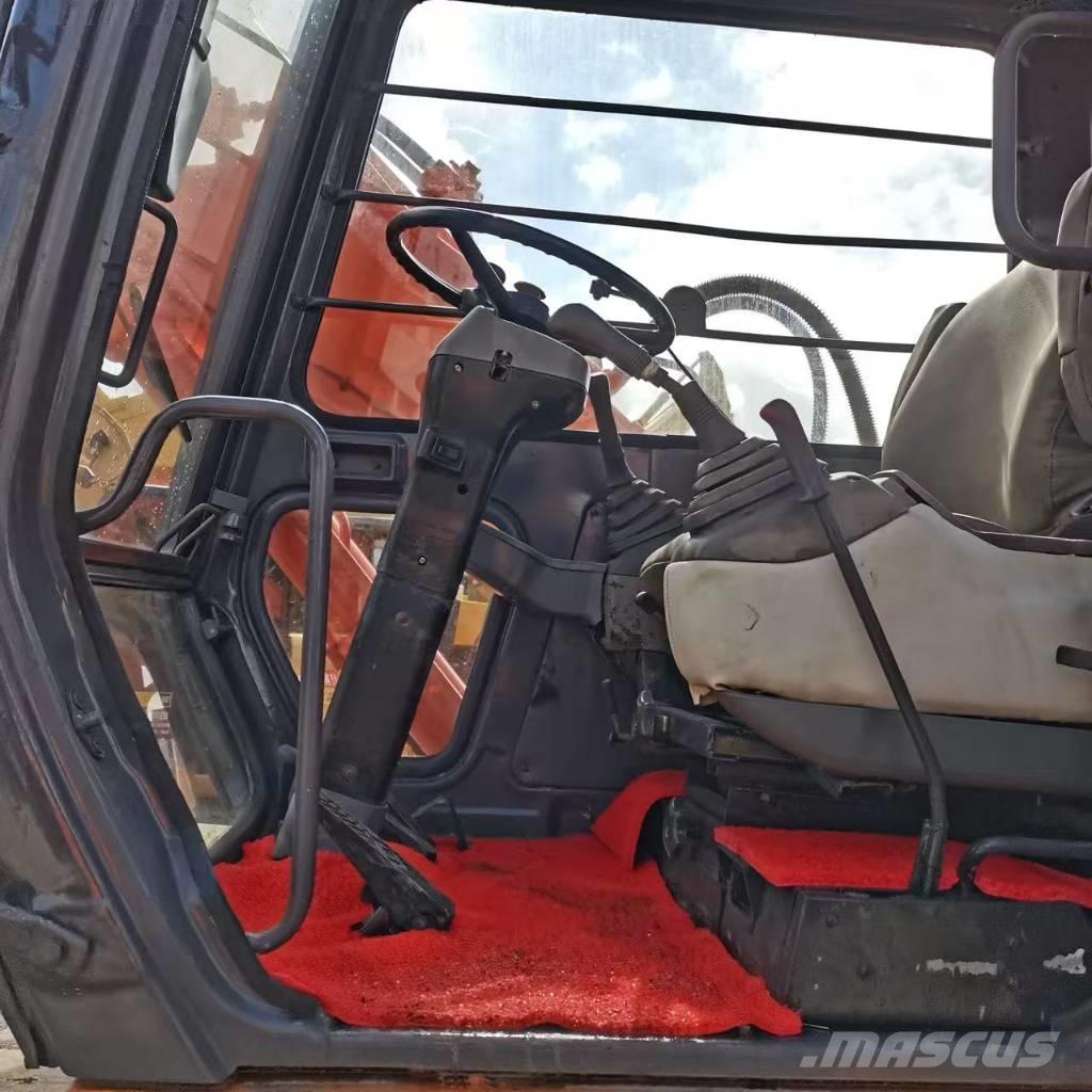Hitachi EX 100 W D Koparki kołowe
