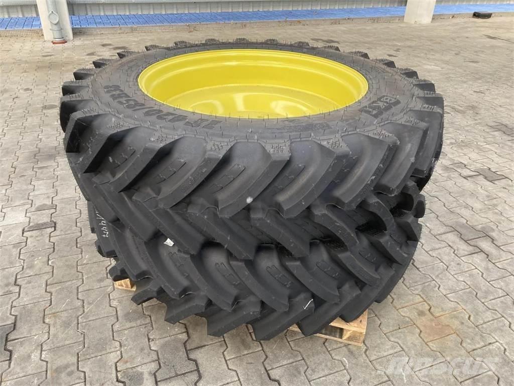 BKT 420/85R38 Opony, koła i felgi