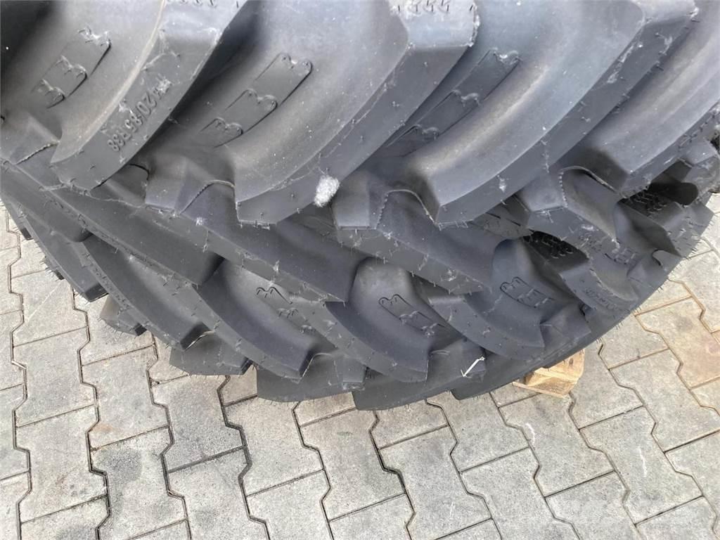 BKT 420/85R38 Opony, koła i felgi