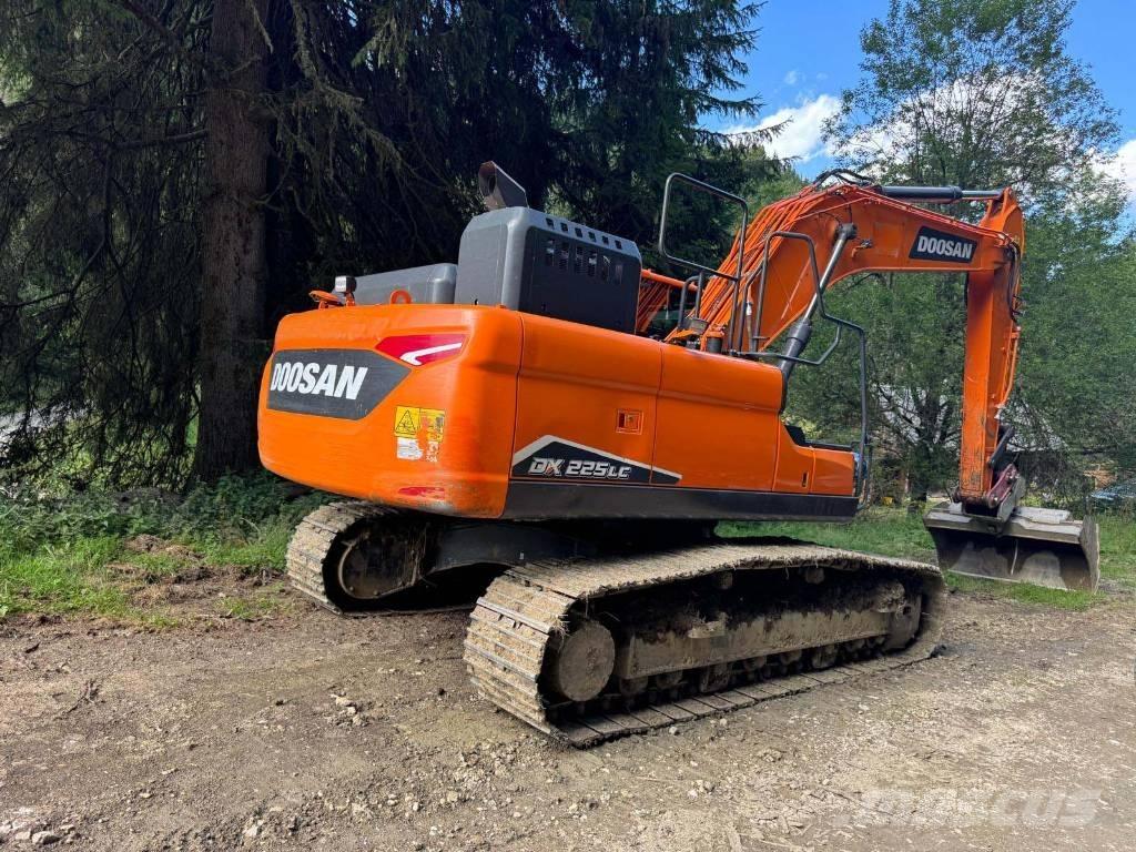 Doosan DX 225 LC-7 Koparki gąsienicowe