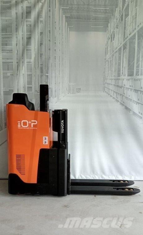 Toyota SSI200D Samojezdne maszyny do załadunku