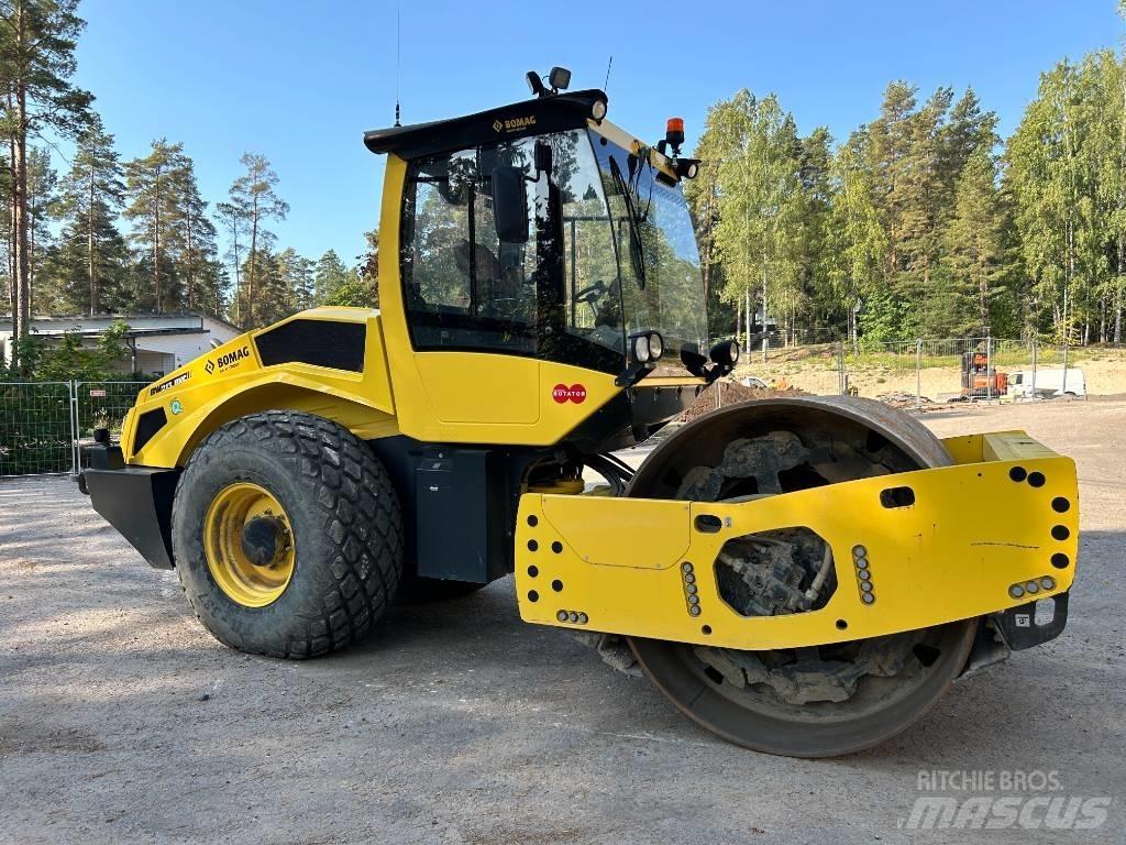 Bomag BW 213 Walce jednobębnowe